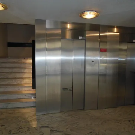 Silver La Régence Appartement *